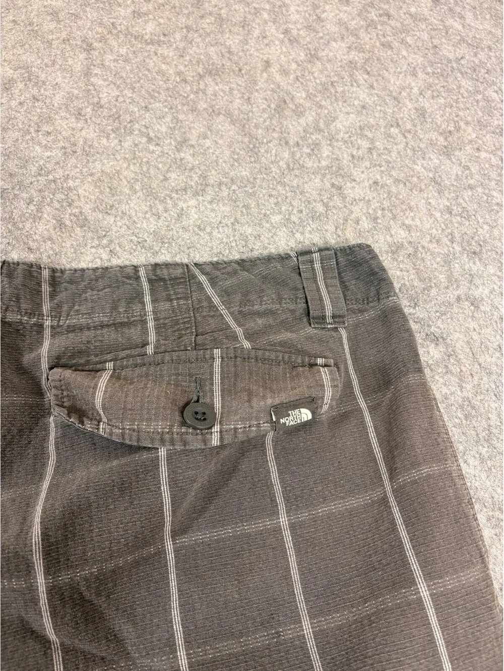The North Face Cargo Shorts Rainier Surplus Mens 40 Gray Twill Hiking Outdoor